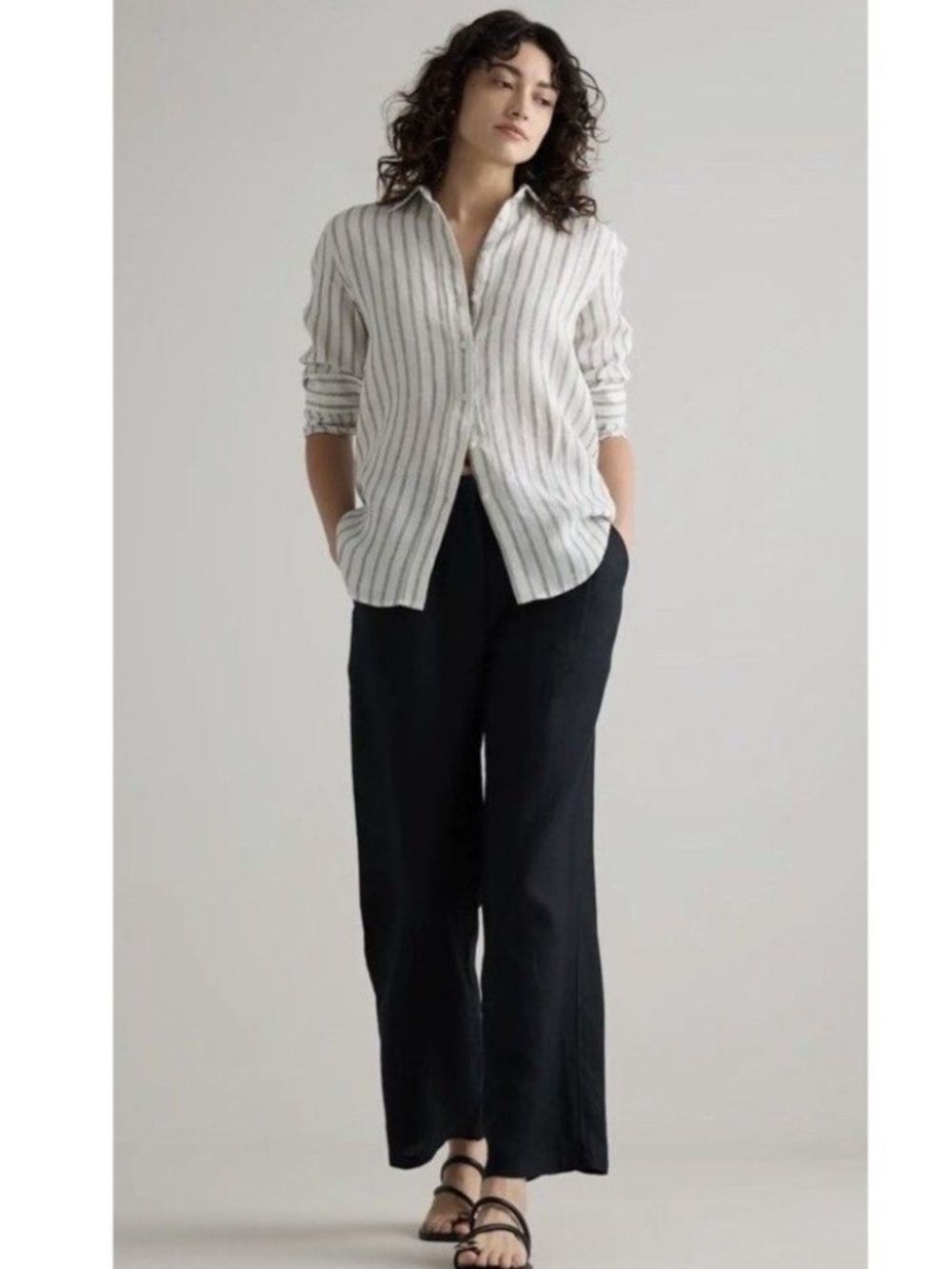 Quince 100% European Linen
Pleated Trouser Sz 16 Black
Minimalist Pants - Picture 5 of 10